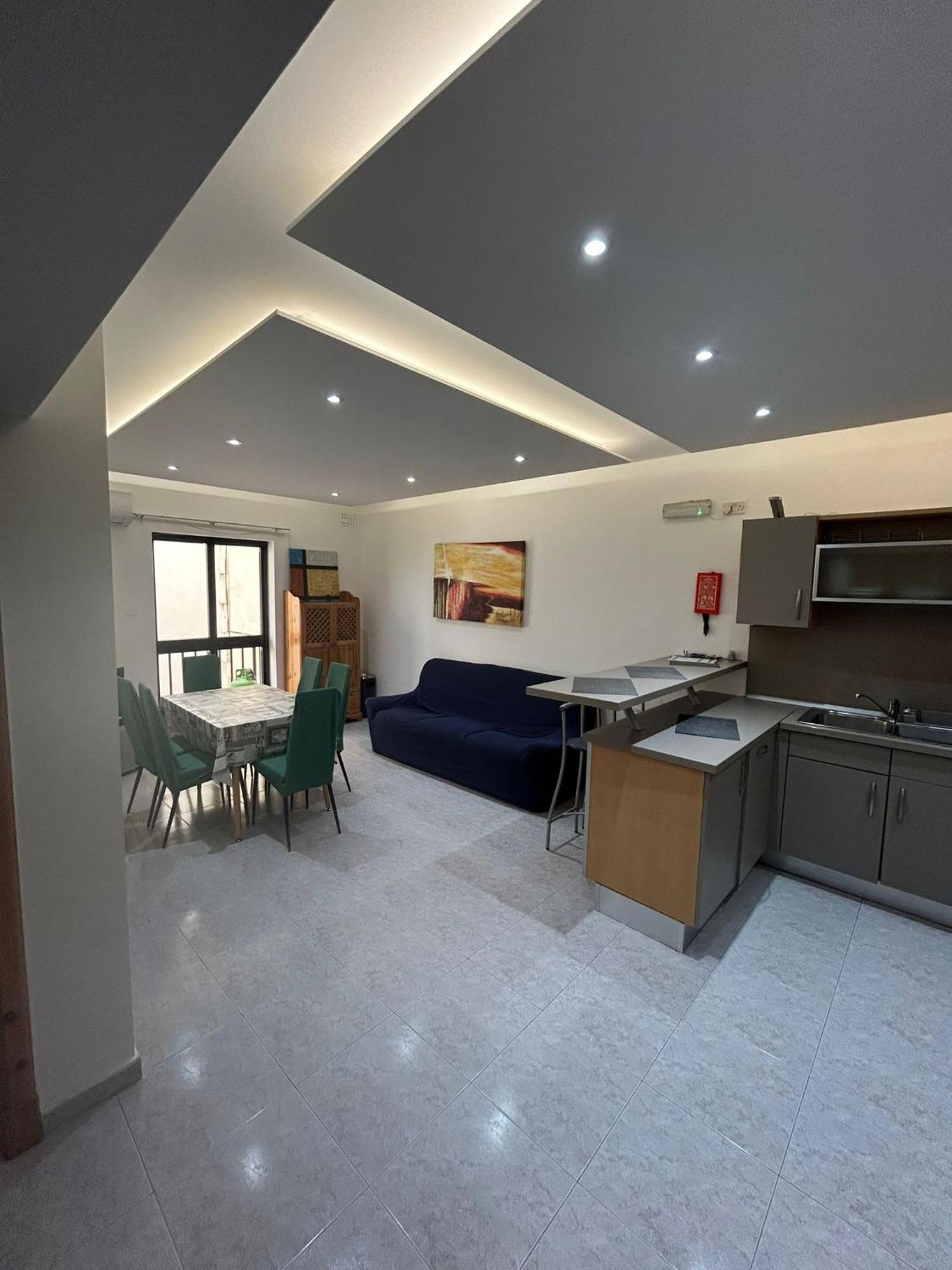 No 6 Poseidon Apartment San Ġiljan Extérieur photo